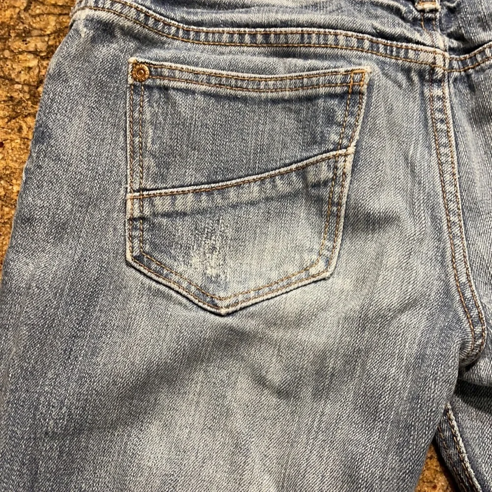 Junior Wallflower Jeans size 5 w/ sparkle patches‎